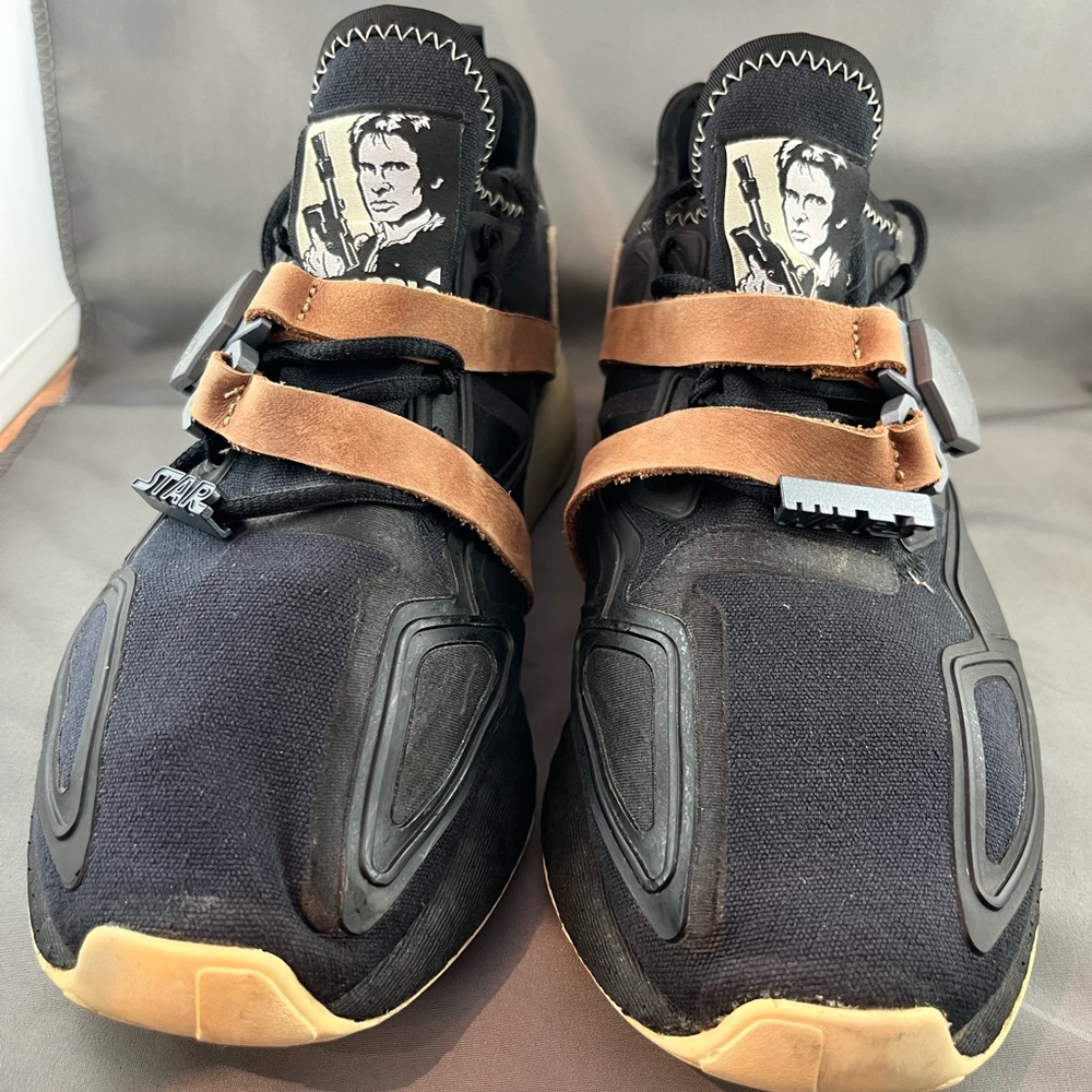 ADIDAS 675001 Star Wars Sneakers. MENS US Size 7.5. Black & Brown